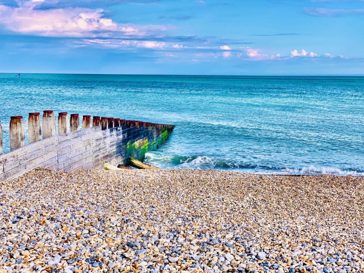 Skyview Eastbourne 24 Apartment Екстериор снимка